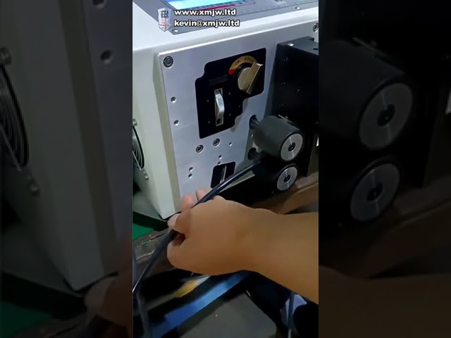 Raw Material Data Cable Making Machine for Mobile Phone Charging Cables