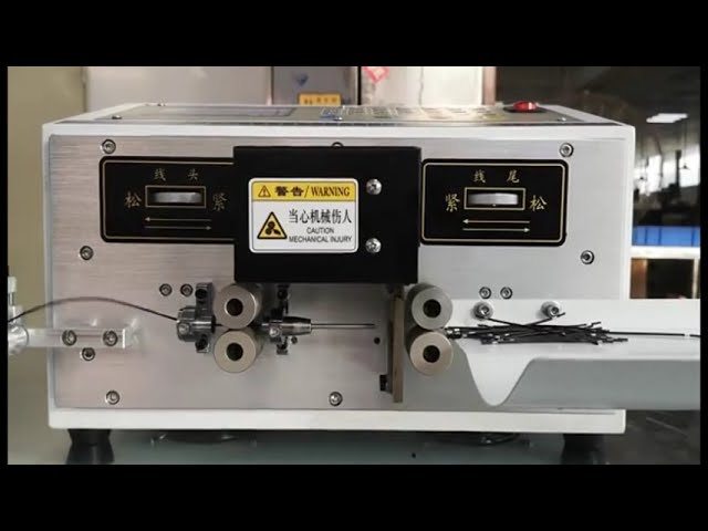 6 mm²-es Automata Kábelvágó és Szigetelés Eltávolító Gép – Precíz Vezetékfeldolgozás