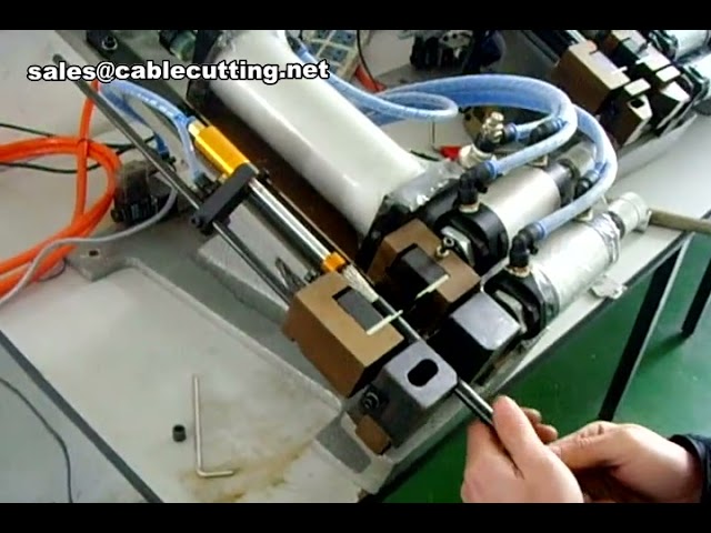 Automatikus kábelhúzó és -vágó gép – Nagy teljesítményű ipari megoldás